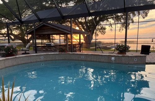 Lake Hamilton House | 279 m² House ∙ 3 bedrooms ∙ 6 guests