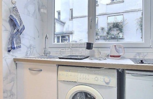 Saint-Germain-des-Pres Apartment | 28 m² Apartment ∙ 1 bedroom ∙ 2 guests