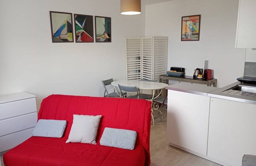 Quartier du Faubourg-Montmartre Apartment | 28 m² Apartment ∙ 1 bedroom ∙ 2 guests