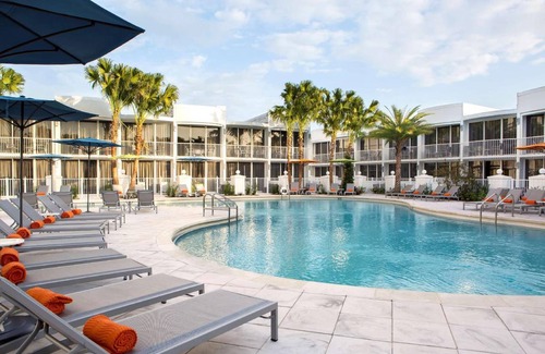 Lake Buena Vista Hotel | 280 m² Hotel ∙ 127 guests