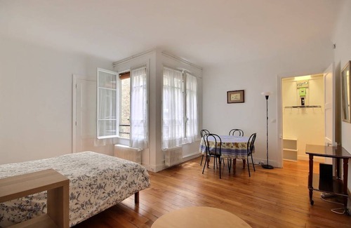 Saint-Victor Apartment | 29 m² Apartment ∙ 2 guests