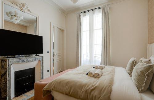 Chaussee-d'Antin Apartment | 3-bedroom Luxurious Family flat - Vendôme- with AC