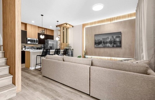 Florida Central Atlantic Coast House | 3 Bedrooms/3 Baths/The Hub At Westside (3421TT)