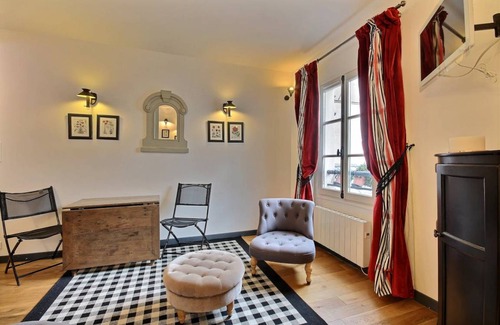 Saint-Germain-des-Pres Apartment | 30 m² Apartment ∙ 1 bedroom ∙ 2 guests