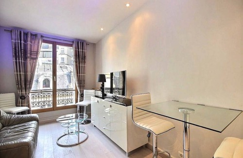 Porte-Dauphine Apartment | 30 m² Apartment ∙ 1 bedroom ∙ 2 guests