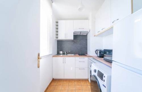 Bondy Apartment | 30 m² Apartment ∙ 2 guests