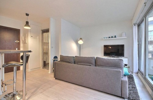 Neuilly-sur-Seine Apartment | 30 m² Apartment ∙ 2 guests
