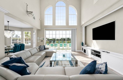 Reunion House | 316 m² House ∙ 5 bedrooms ∙ 16 guests
