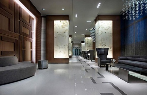 Toronto Entertainment District Apartment | 31st Floor 2BR-2Bath, Free Parking, CN TOWER VIEW!