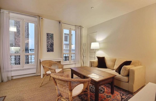 Grenelle Apartment | 32 m² Apartment ∙ 1 bedroom ∙ 2 guests