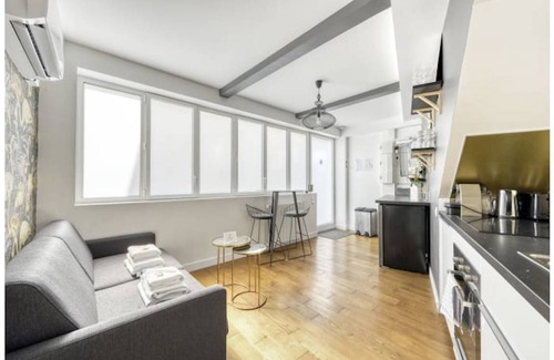 Montmartre Apartment | 32 m² Apartment ∙ 1 bedroom ∙ 2 guests