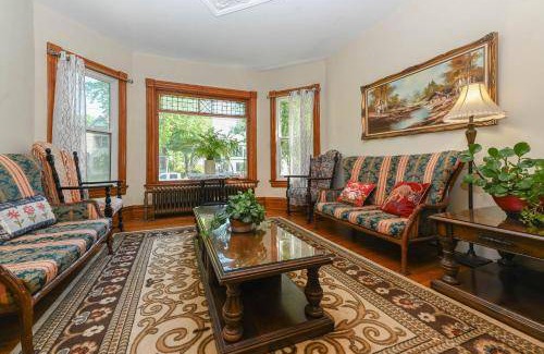 Niagara Falls Bed & Breakfast | 32 m² Bed and breakfast ∙ 2 guests