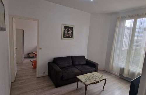 Petit-Colombes Apartment | 34 m² Apartment ∙ 1 bedroom ∙ 4 guests