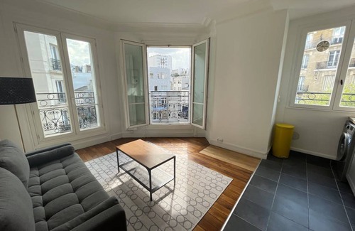 Quartier de la Chapelle Apartment | 34 m² Apartment ∙ 1 bedroom ∙ 2 guests