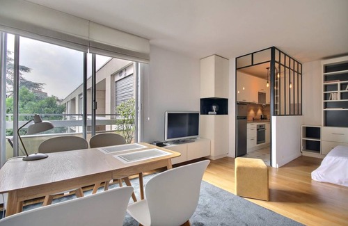 Neuilly-sur-Seine Apartment | 36 m² Apartment ∙ 2 guests
