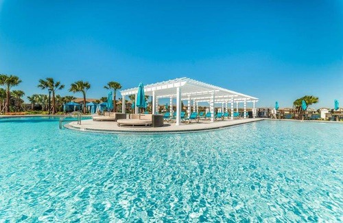 Bay Lake House | 375 m² House ∙ 8 bedrooms ∙ 16 guests