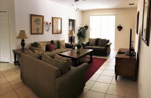 Sunset Ridge House | 38 Knollwood House