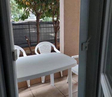 Rosny-sous-Bois Apartment | 38 m² Apartment ∙ 1 bedroom ∙ 3 guests