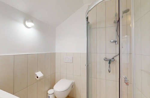 Montreuil Resort | 380 m² Private room ∙ 1 bedroom ∙ 2 guests