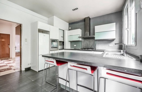 Montreuil Apartment | 4 bedroom cozy apartment in Montreuil