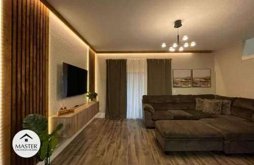 Regal Palms House | 4 Bedrooms 35 Bathroom Regal Palms 340 Ma
