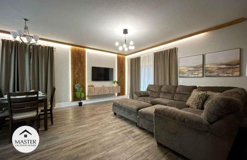 Regal Palms House | 4 Bedrooms 35 Bathroom Regal Palms 340 Ma
