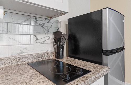 East Tampa House | 4 miles from Downtown Tampa B