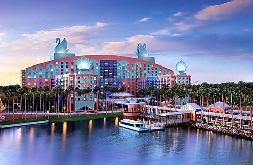 Bay Lake Hotel | 4-Star Hotel ∙ Walt Disney World Swan Resort