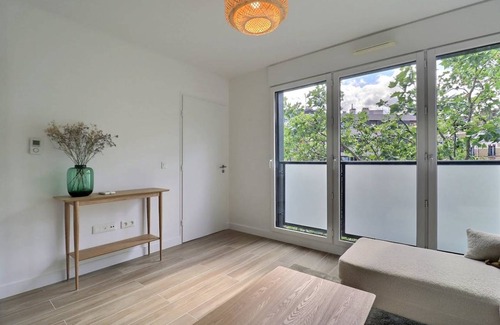 Republique–Point-du-Jour Apartment | 40 m² Apartment ∙ 1 bedroom ∙ 2 guests