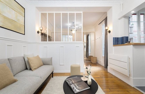 Villa Montmorency Apartment | 40 m² Apartment ∙ 2 guests