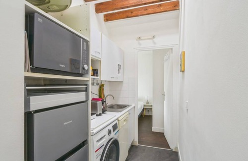 7th Arrondissement Apartment | 40 m² Apartment ∙ 1 bedroom ∙ 2 guests