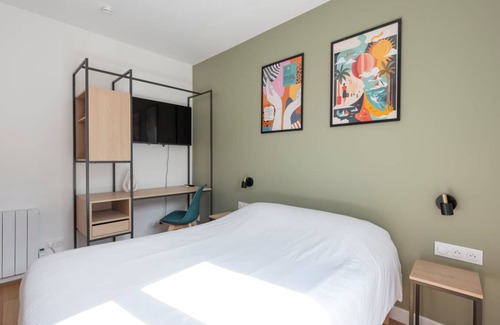 Quartier de la Goutte-d'Or Resort | 40 m² Private room ∙ 1 bedroom ∙ 1 guest