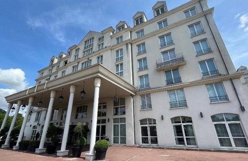 Roissy-en-France Apartment | 40 m² Serviced apartment ∙ 127 guests