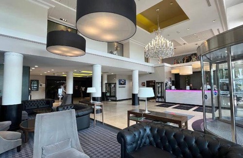 Roissy-en-France Apartment | 40 m² Serviced apartment ∙ 127 guests