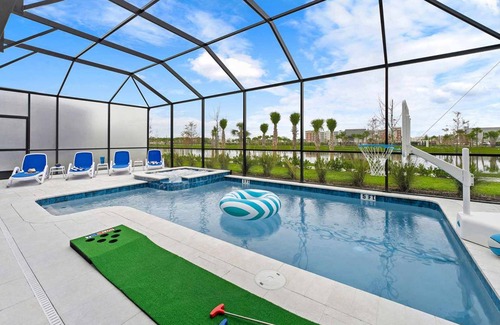 Florida Center House | 400 m² House ∙ 9 bedrooms ∙ 26 guests
