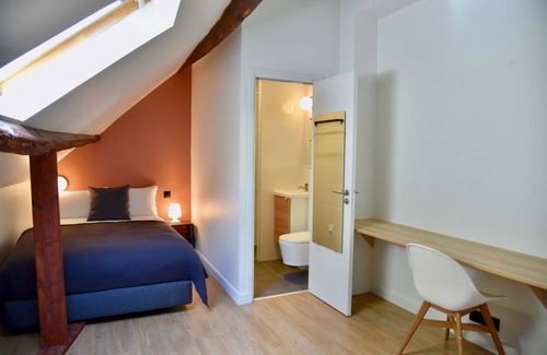 Bagneux Resort | 400 m² Private room ∙ 1 bedroom ∙ 1 guest
