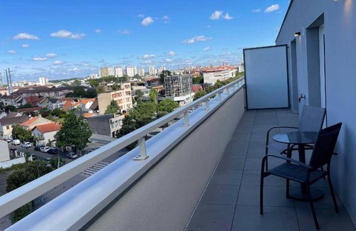 Thiais Hotel | 41 m² Hotel ∙ 2 bedrooms ∙ 10 guests