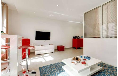 Strasbourg -Saint-Denis Apartment | 42 m² Apartment ∙ 1 bedroom ∙ 2 guests