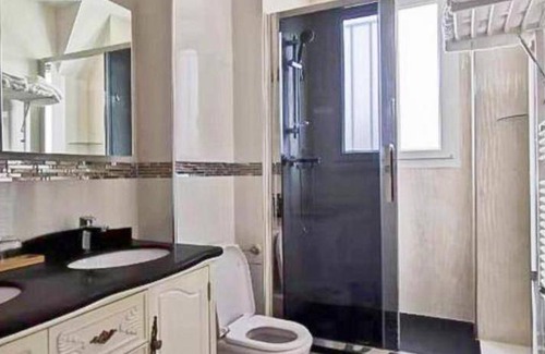Maisons-Alfort Bed & Breakfast | 44 m² Bed and breakfast ∙ 10 guests