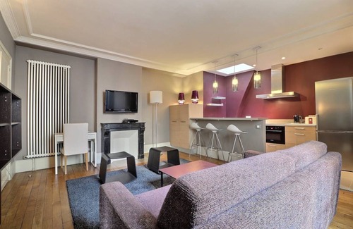 Neuilly-sur-Seine Apartment | 44 m² Apartment ∙ 1 bedroom ∙ 2 guests
