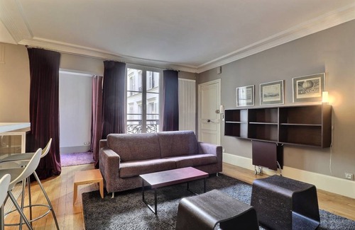 Neuilly-sur-Seine Apartment | 44 m² Apartment ∙ 1 bedroom ∙ 2 guests