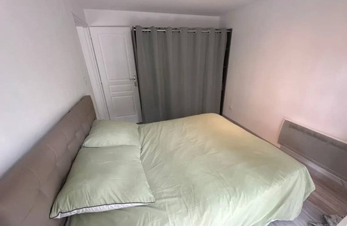 Tremblay-en-France Apartment | 45 m² Apartment ∙ 1 bedroom ∙ 4 guests