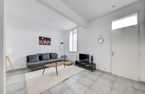 Aubervilliers Apartment | 45 m² Apartment ∙ 1 bedroom ∙ 3 guests