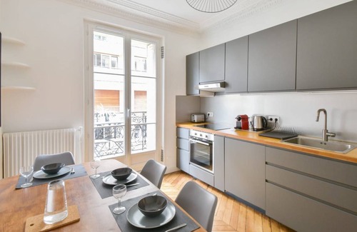 Ternes Apartment | 46 m² Apartment ∙ 1 bedroom ∙ 4 guests