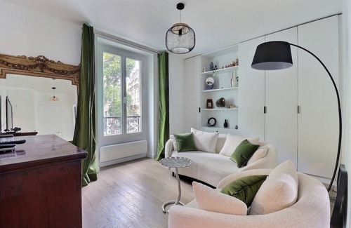 Neuilly-sur-Seine Apartment | 46 m² Apartment ∙ 1 bedroom ∙ 2 guests