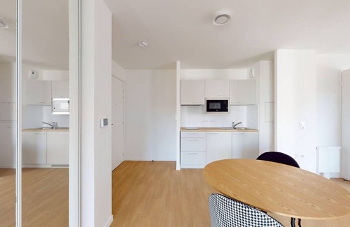 Saint-Ouen Resort | 46 m² Private room ∙ 1 bedroom ∙ 2 guests