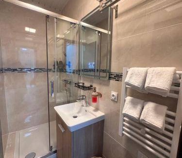 Combat Apartment | 47 m² Apartment ∙ 2 bedrooms ∙ 6 guests