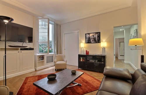 Palais-Royal Apartment | 49 m² Apartment ∙ 1 bedroom ∙ 2 guests