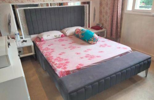 La Courneuve Bed & Breakfast | 49 m² Bed and breakfast ∙ 4 guests