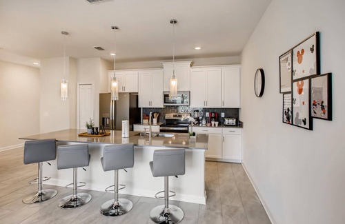 Four Corners House | 4Bed Private Pool 10 Guests Champions gate - 8981